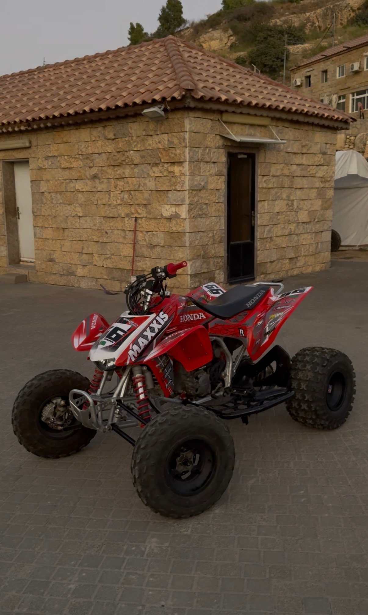honda trx450 race quad  (2014)