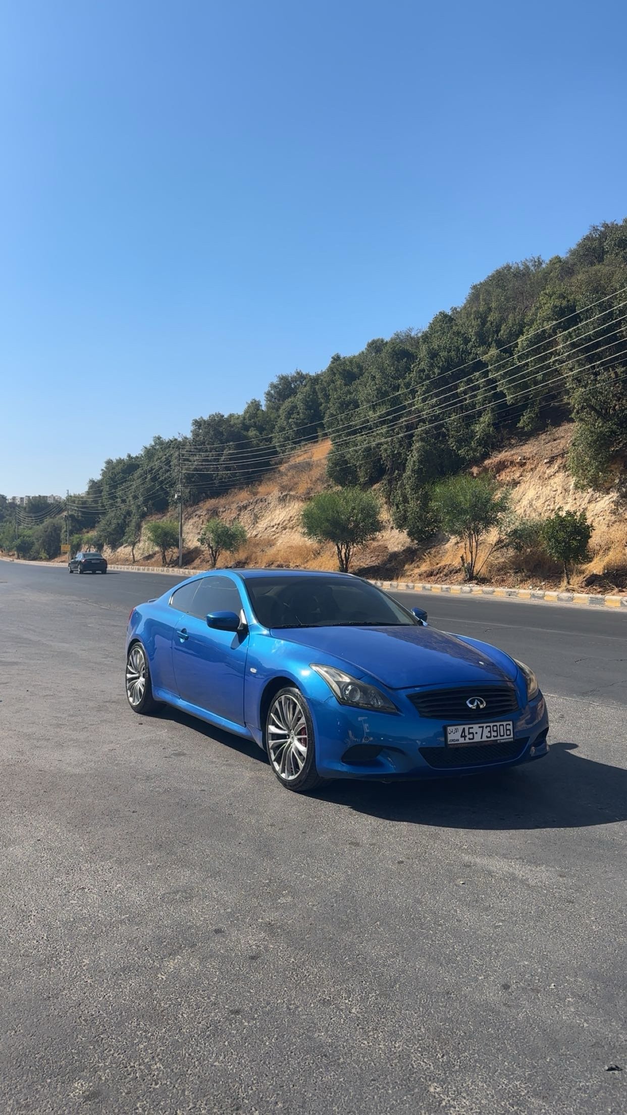 Infinite  G37 coupe (2012)